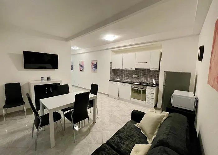 La Casa Di Silvy Genua