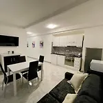 La Casa Di Silvy Genua